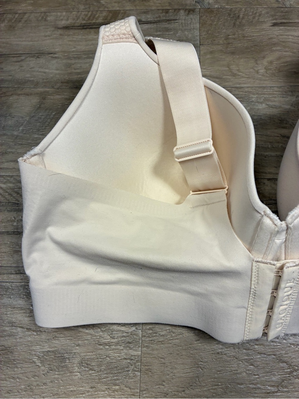 Cacique Lightly Lined Balconete Underwired T Shirt Bra - Picture 10 of 10
